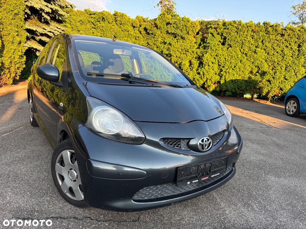 Toyota Yaris 1.0 VVT-i Sol - 22