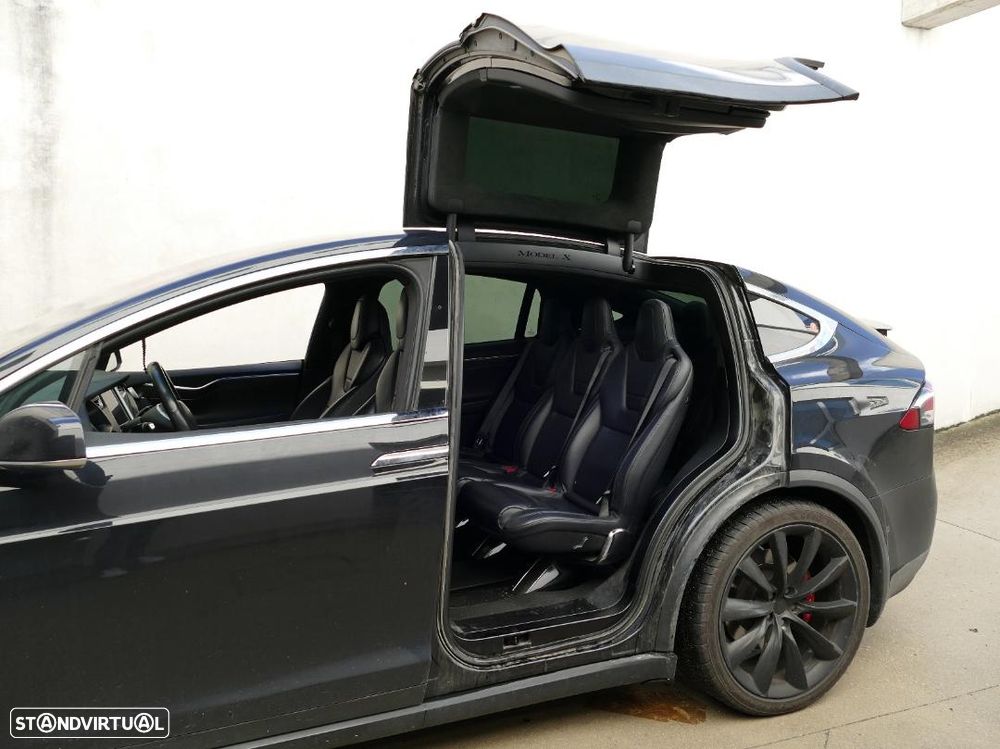 Tesla Model X P100D - 2