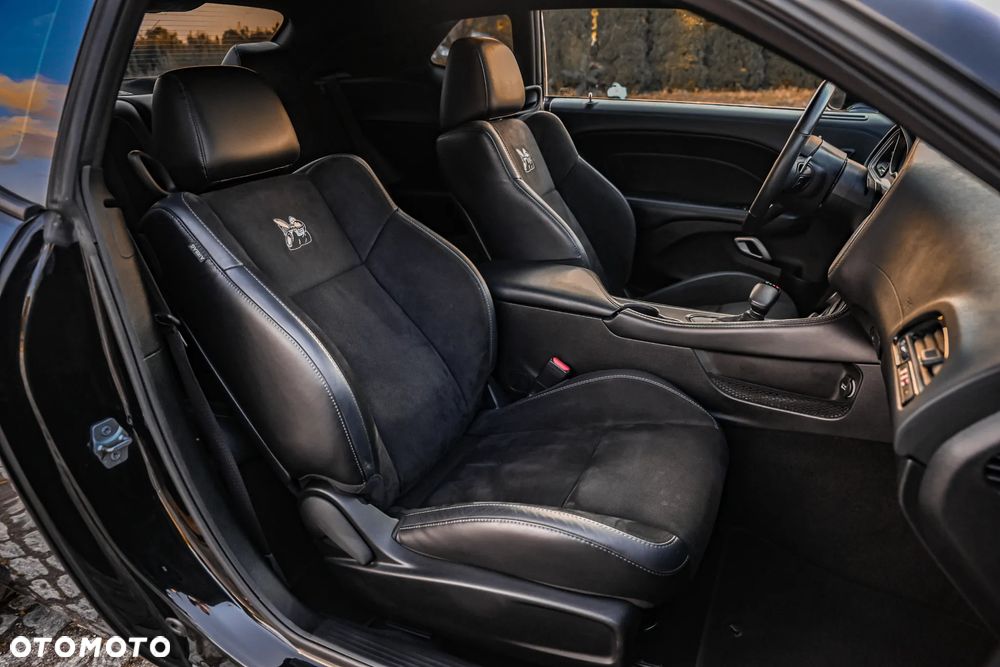 Dodge Challenger 6.4 Scat Pack - 20