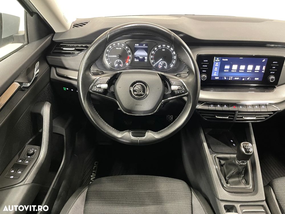 Skoda Octavia 2.0 TDI Ambition - 6