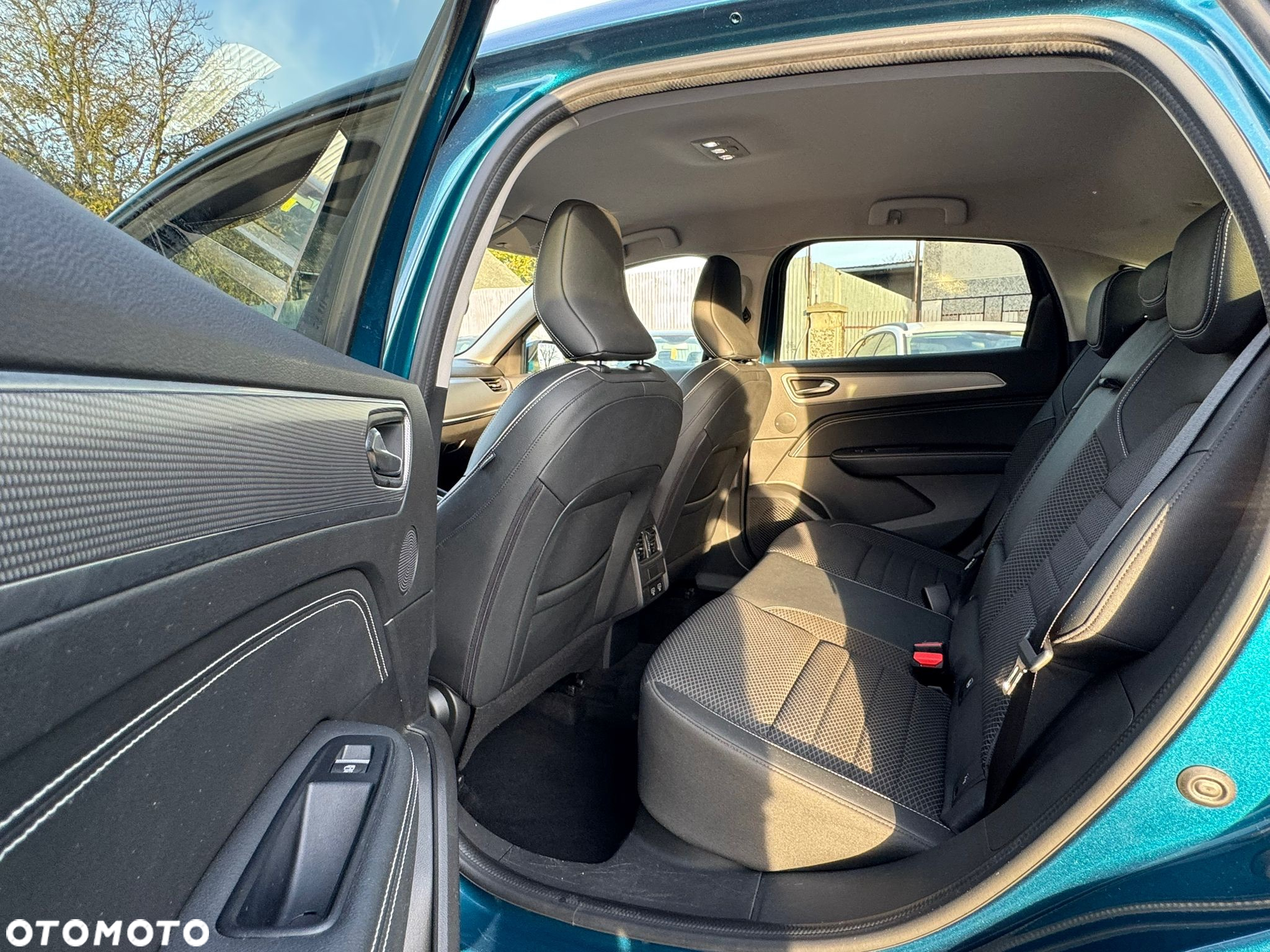 Renault Arkana 1.3 TCe mHEV Techno EDC - 19
