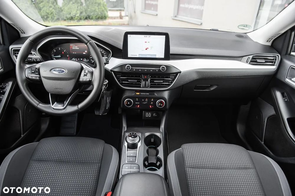 Ford Focus - 28