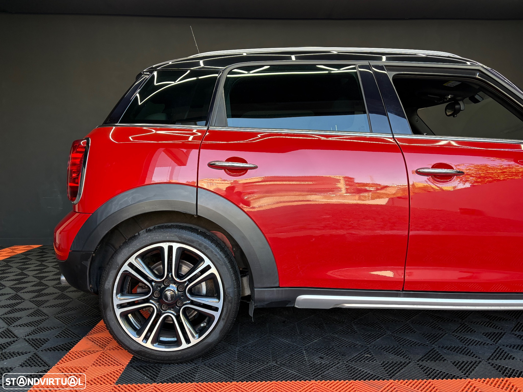 MINI Countryman Cooper D - 24
