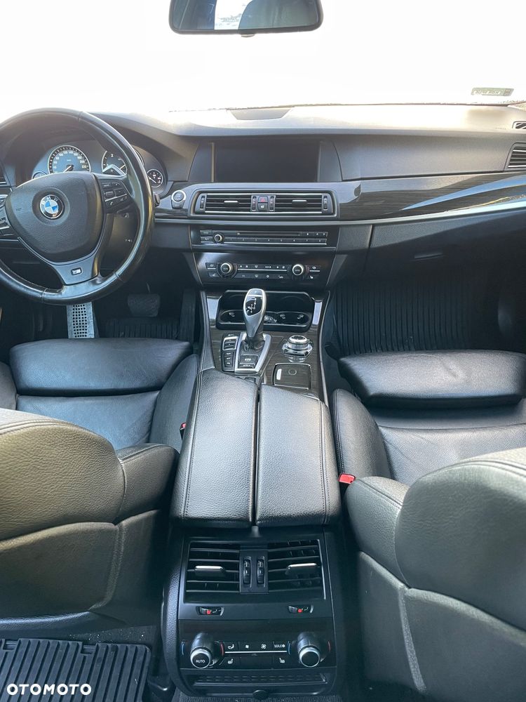 BMW Seria 5 535d xDrive - 5