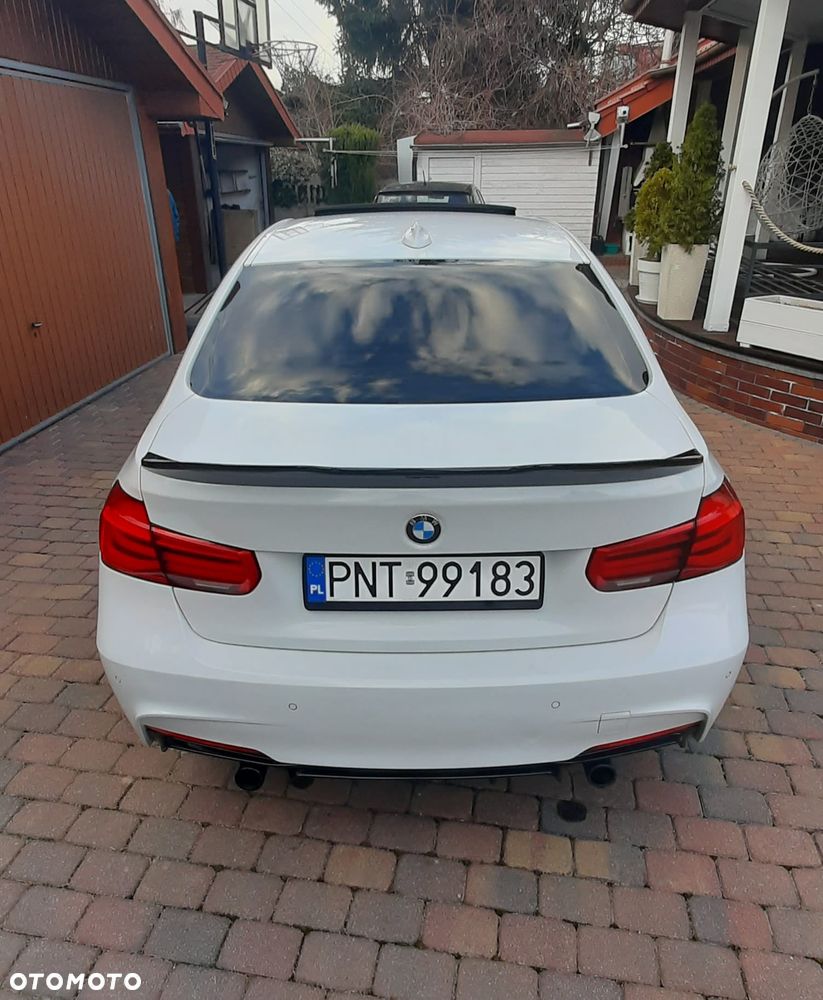 BMW Seria 3 328i xDrive - 2