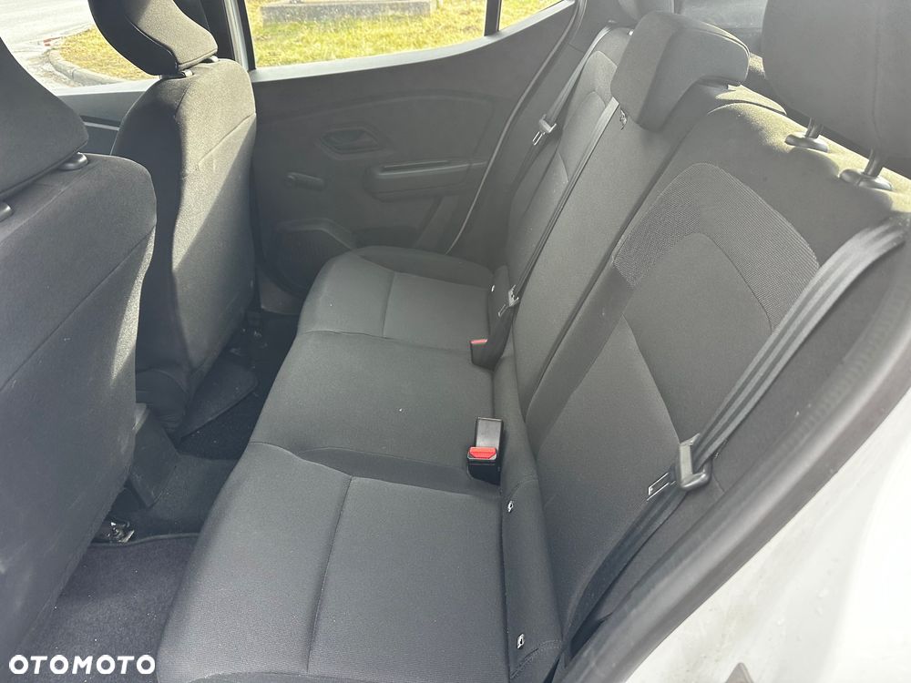 Dacia Sandero - 11