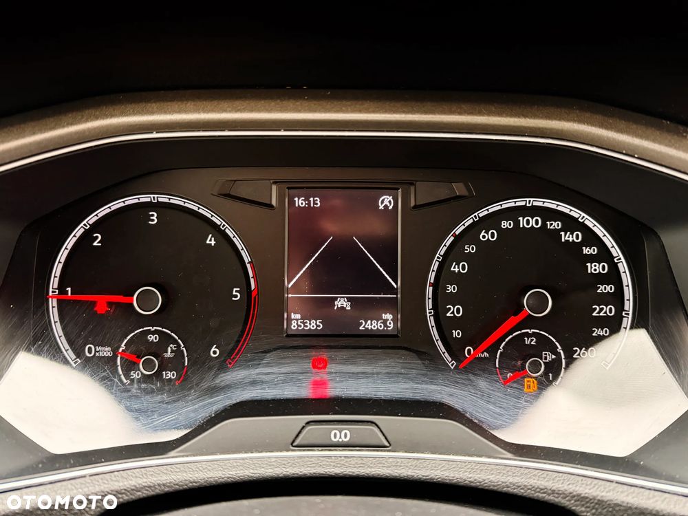 Volkswagen T-Roc 2.0 TDI SCR DPF Advance - 33