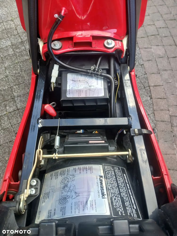 Kawasaki GPX - 11