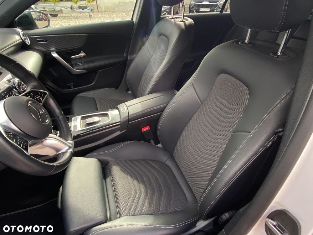 Mercedes-Benz Klasa A 250 e PHEV Progressive 8G-DCT - 19