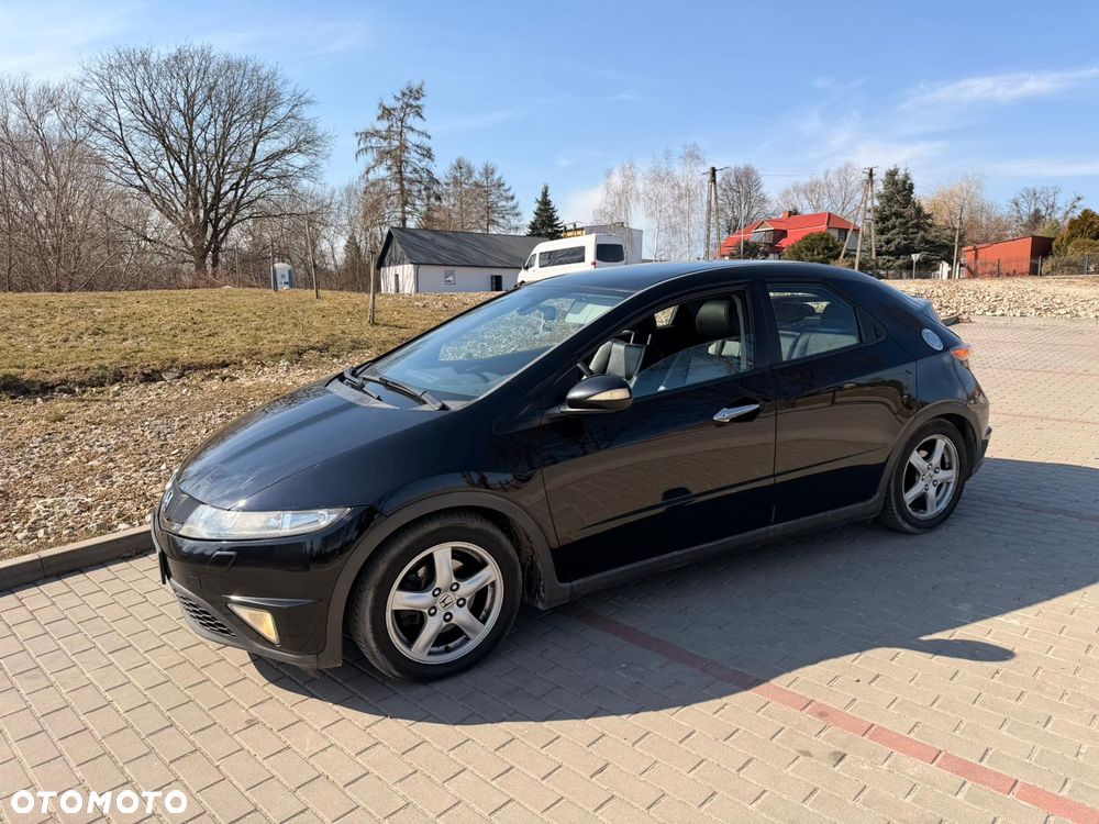 Honda Civic 1.8i-VTEC Automatik Sport - 4