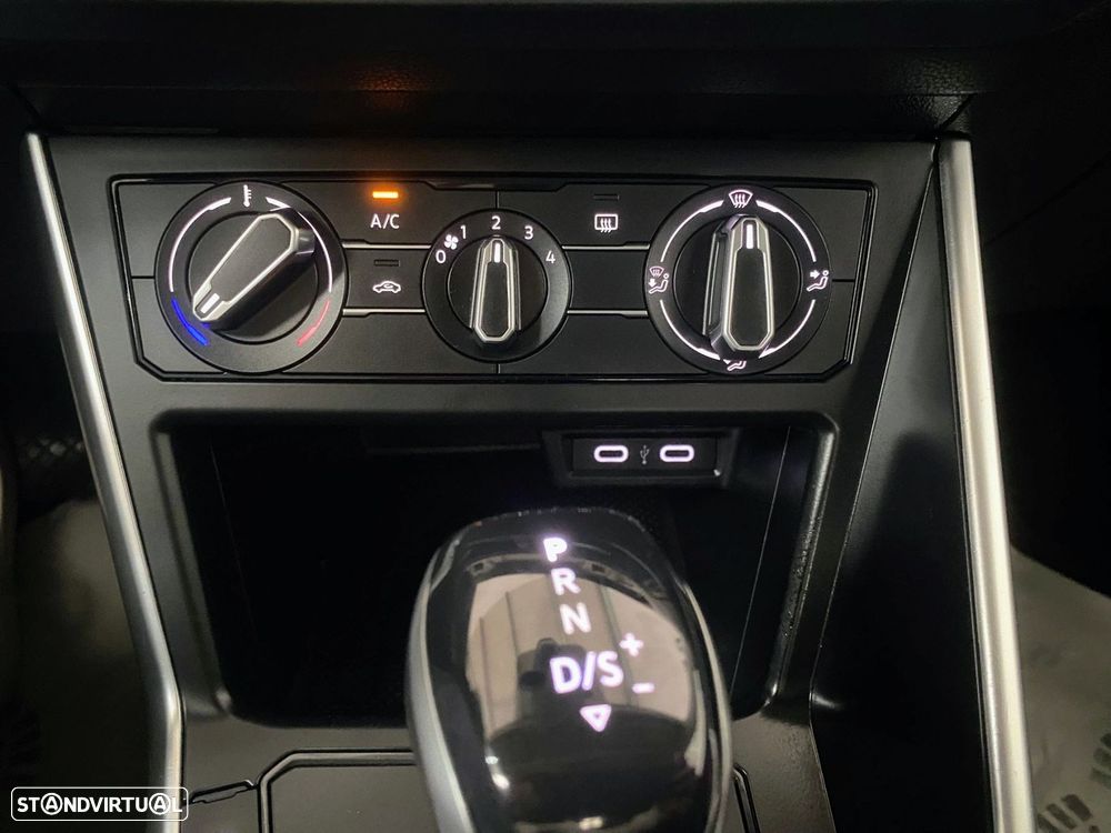 VW Taigo 1.0 TSI Life DSG - 32