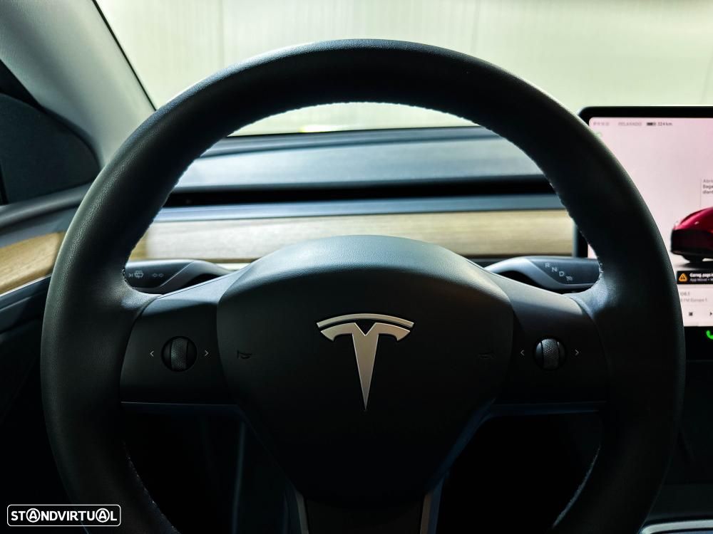 Tesla Model Y Performance Dual Motor AWD — fotografia 41