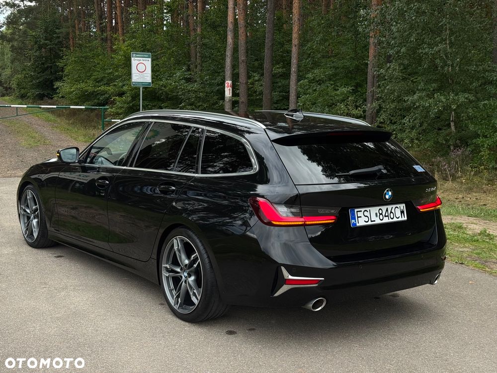 BMW Seria 3 320d Luxury Line Purity sport - 8