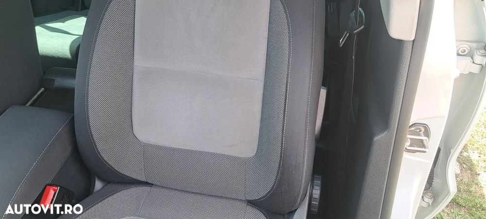Volkswagen Tiguan - 13