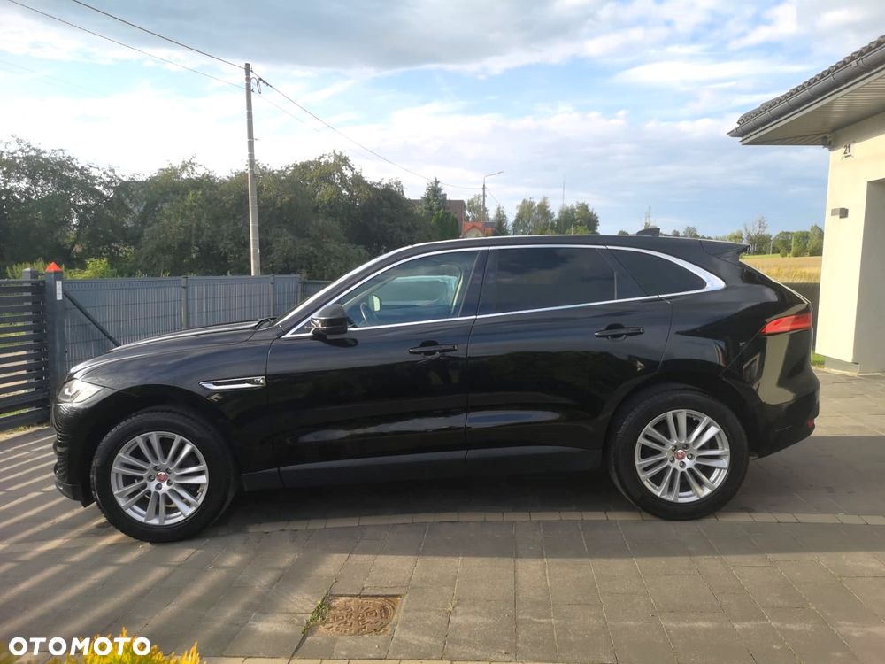 Jaguar F-Pace - 7