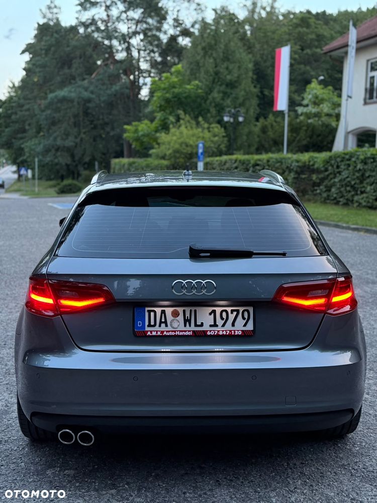 Audi A3 Sportback - 12