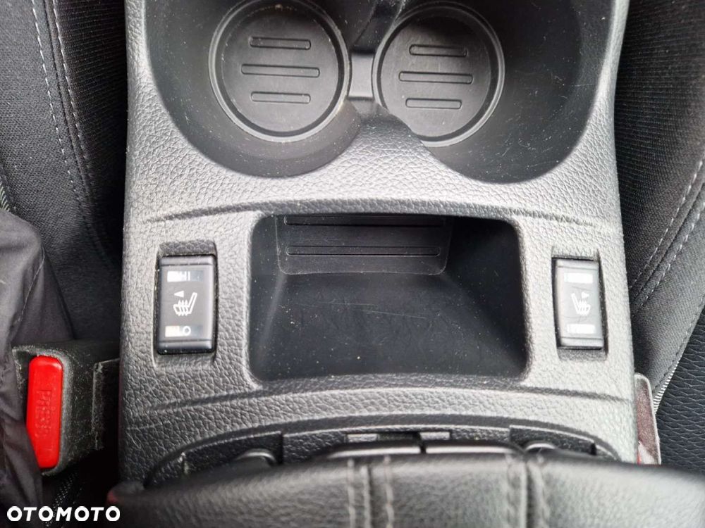 Nissan Qashqai 1.3 DIG-T N-Connecta - 17