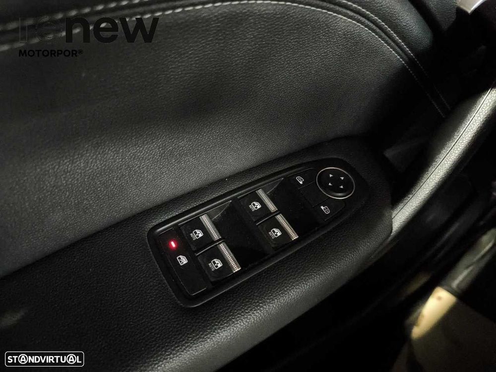 Renault Captur 1.0 TCe Techno - 24