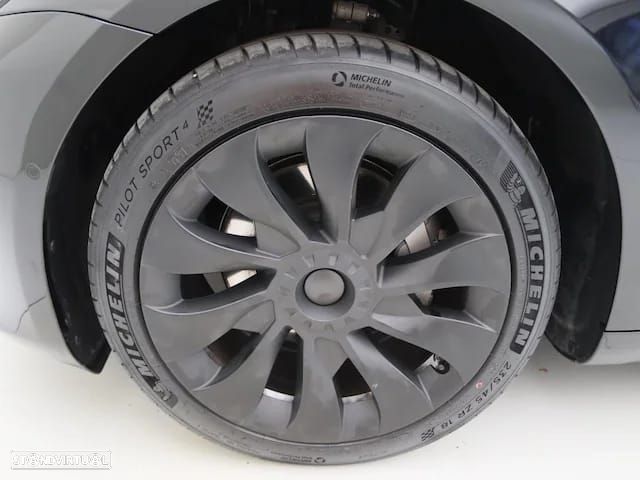 Tesla Model 3 Standard Range Plus RWD - 11