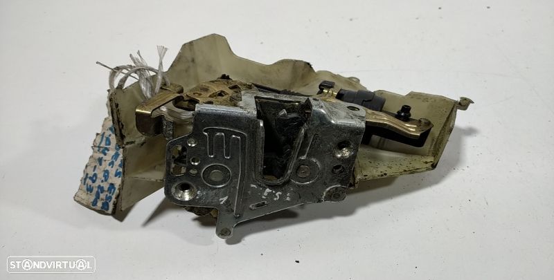 Fecho Porta  Tras Esquerdo Mercedes-Benz C-Class (W202) - 3