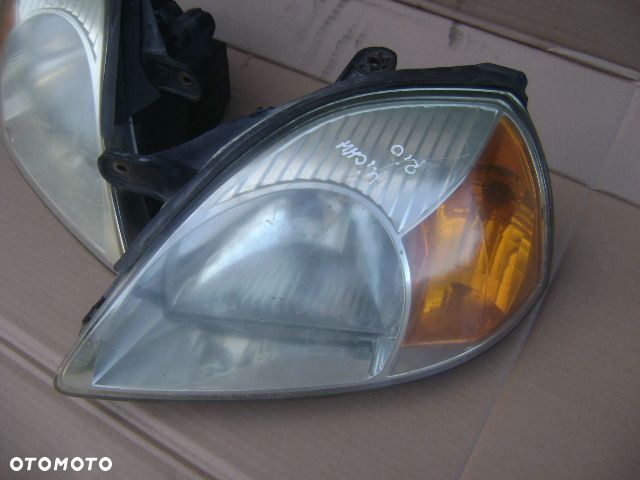 Kia Rio 03 lampa przod przednia  prawa - 2