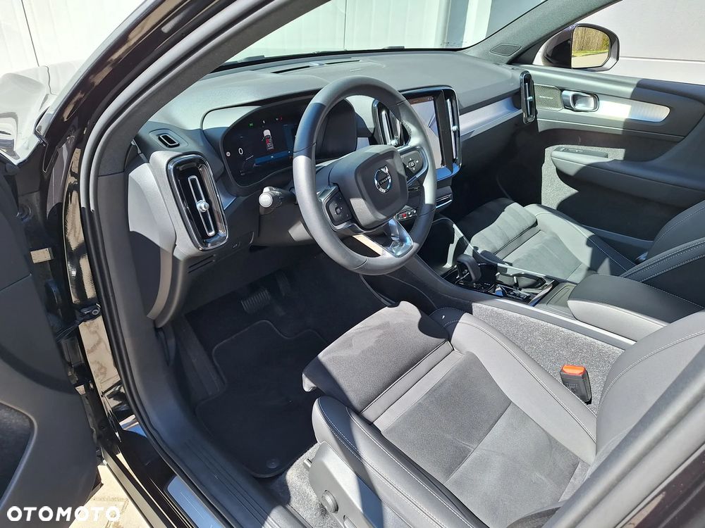 Volvo XC 40 B3 Ultra Dark - 10