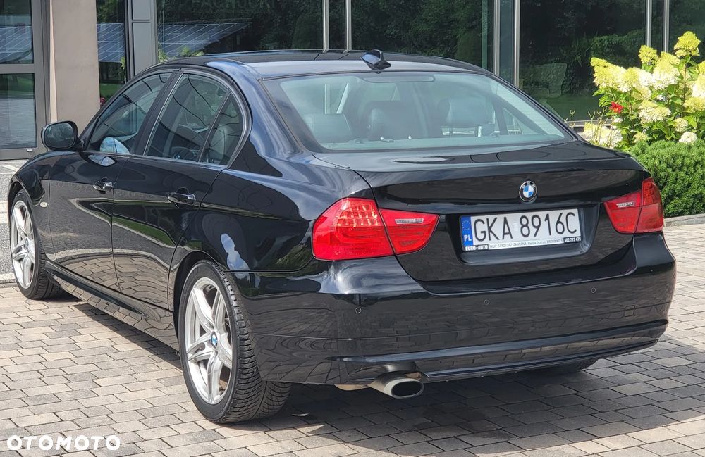 BMW Seria 3 320i Edition Sport - 14