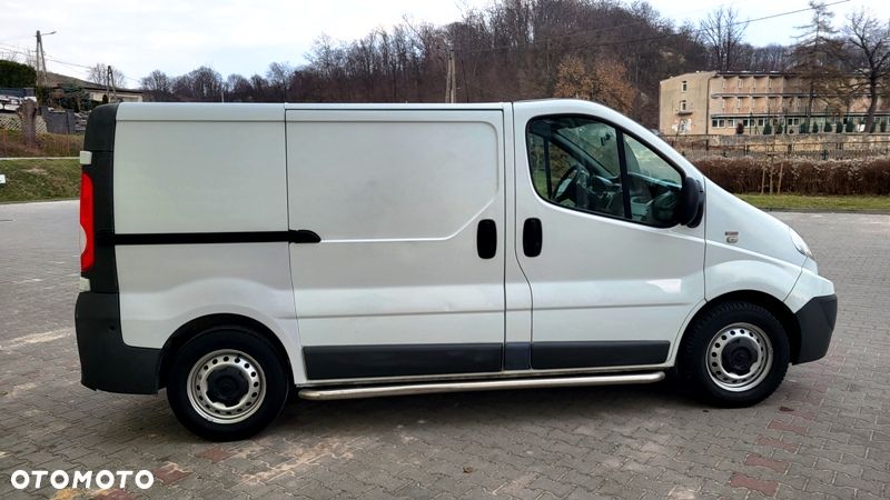 Renault Trafic - 8