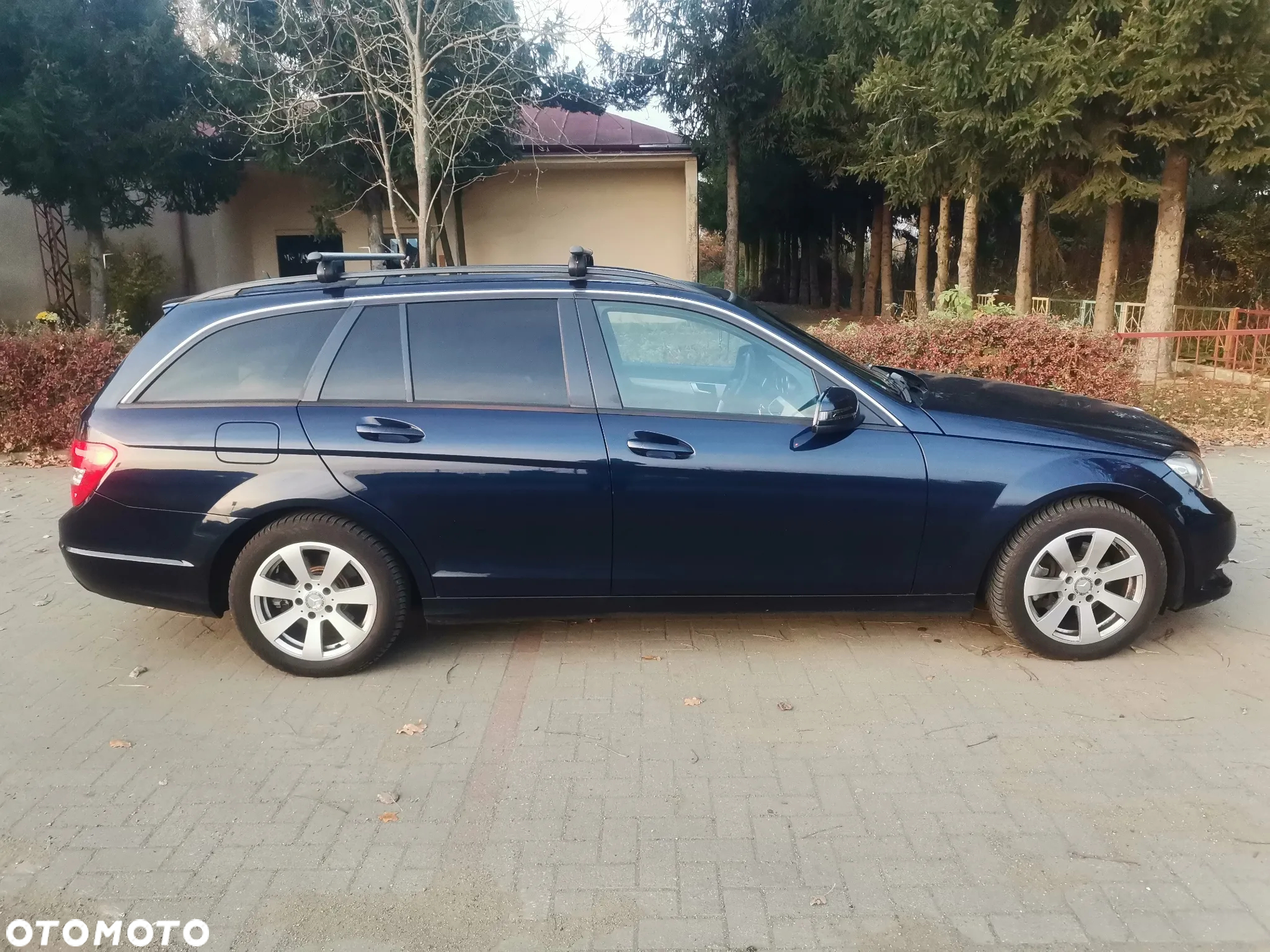Mercedes-Benz Klasa C 220 CDI BlueEff Avantgarde - 19