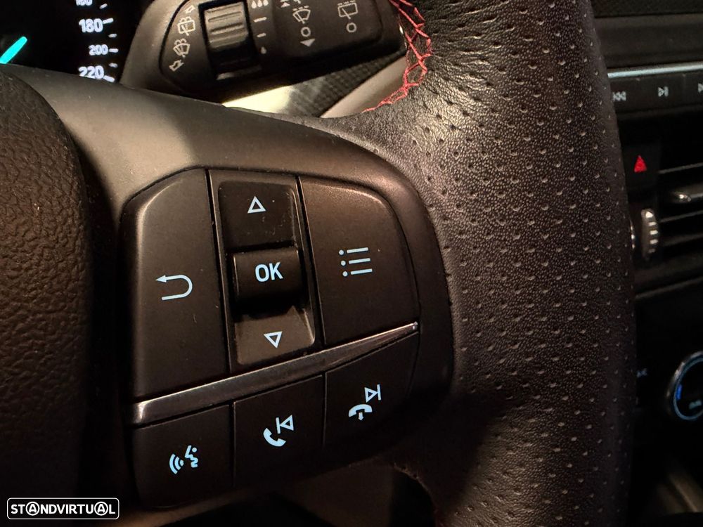 Ford Focus 1.5 TDCi ECOBlue ST-Line - 23