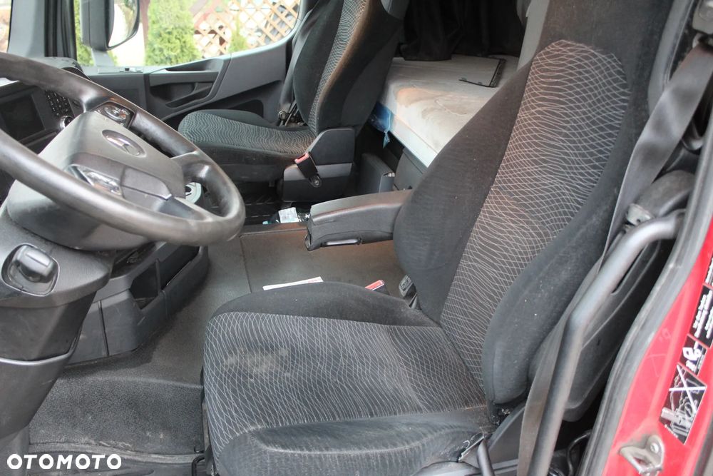 Mercedes-Benz AROCS 1851 z Niemiec 4x4 - 14