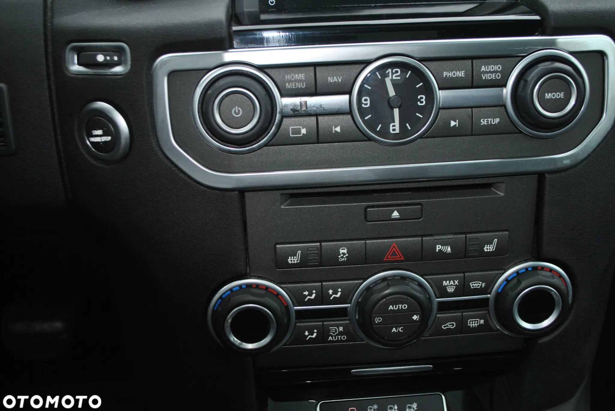 Land Rover Discovery IV 3.0 V6 SC Landmark - 19