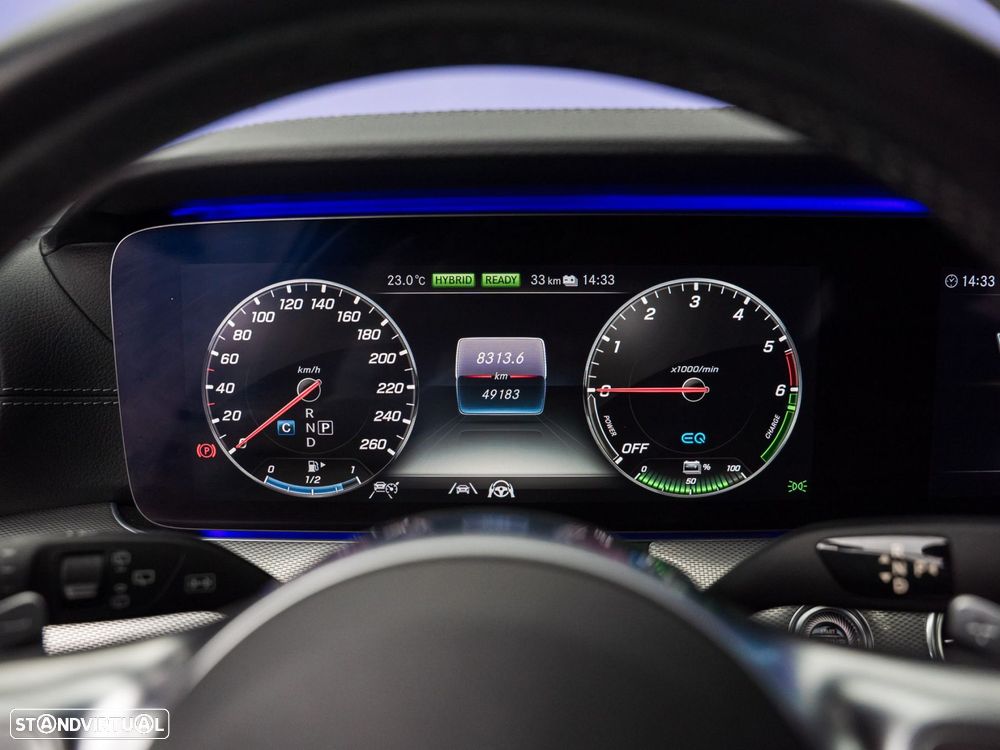 Mercedes-Benz E 300 de AMG Line - 23