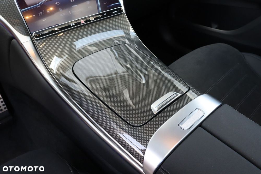 Mercedes-Benz GLC - 14