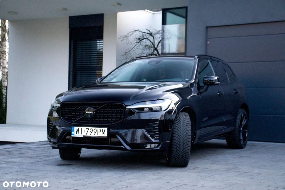 Volvo XC 60 B5 B AWD Ultra Black Edition - 1