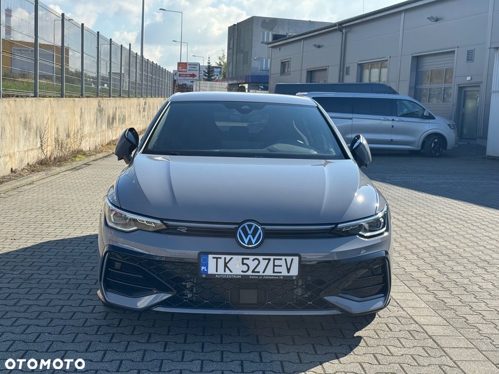 Volkswagen Golf VIII 1.5 eTSI EVO R-Line DSG - 3