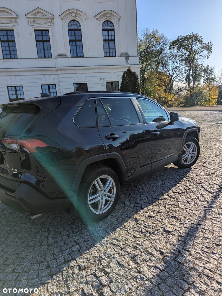 Toyota RAV4 - 21