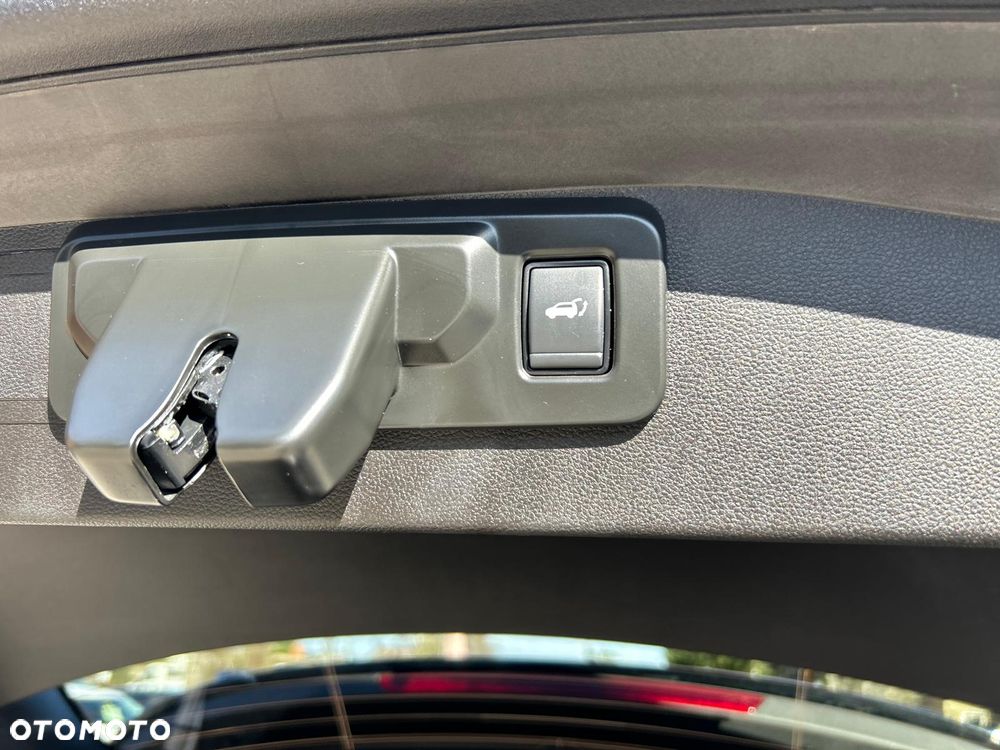 Renault Austral 1.3 TCe mHEV Esprit Alpine - 24