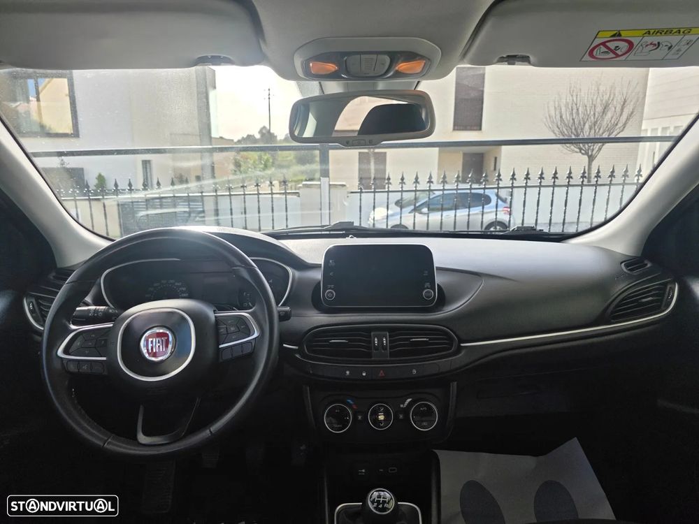 Fiat Tipo Station Wagon 1.3 M-Jet Lounge - 11