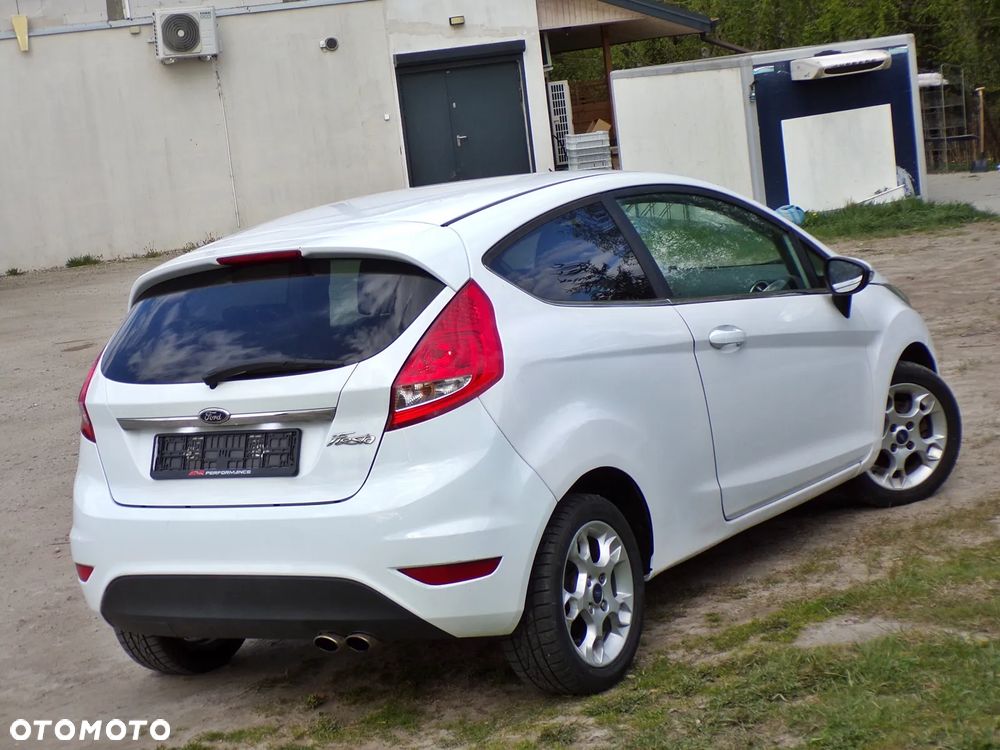 Ford Fiesta 1.25 Titanium - 11