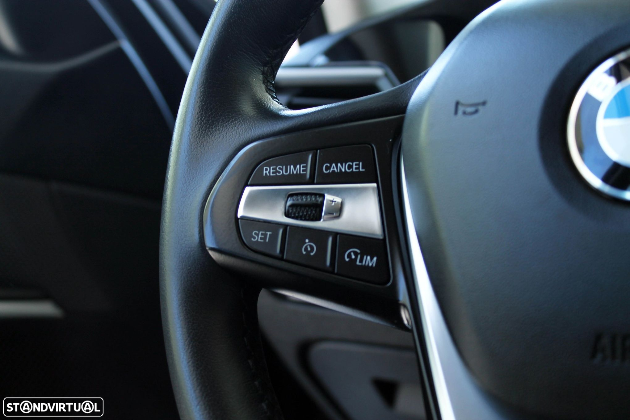 BMW 318 d Touring Auto - 32