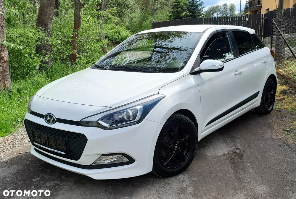 Hyundai i20 - 21