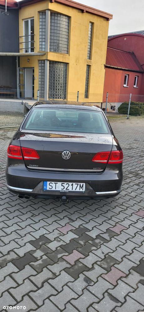 Volkswagen Passat - 5