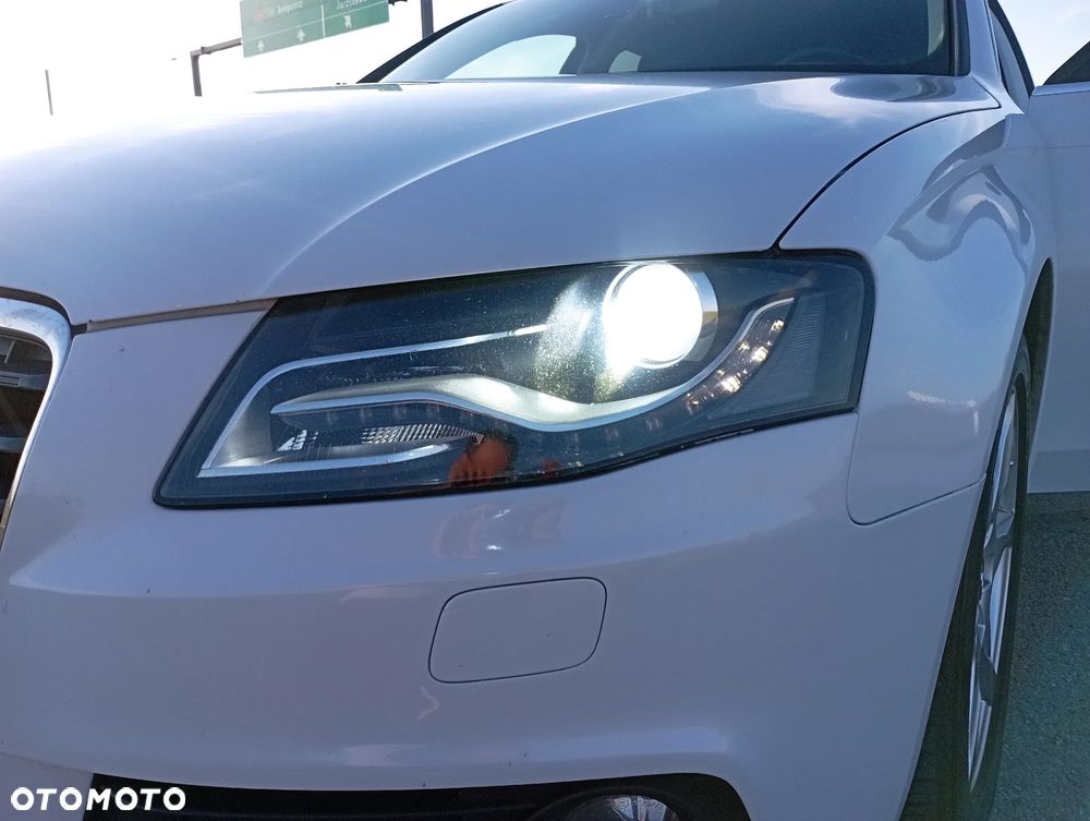 Audi A4 Avant 2.0 TDI DPF Attraction - 9