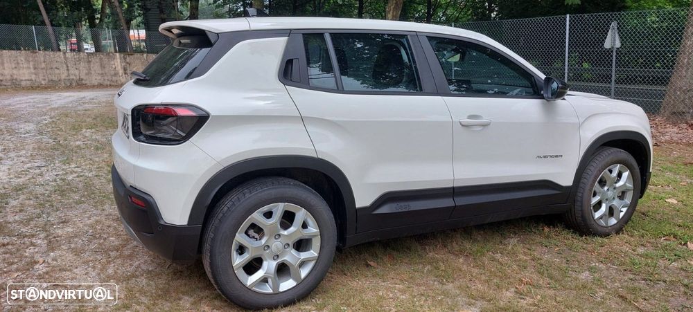 Jeep Avenger 54 kWh Altitude - 13