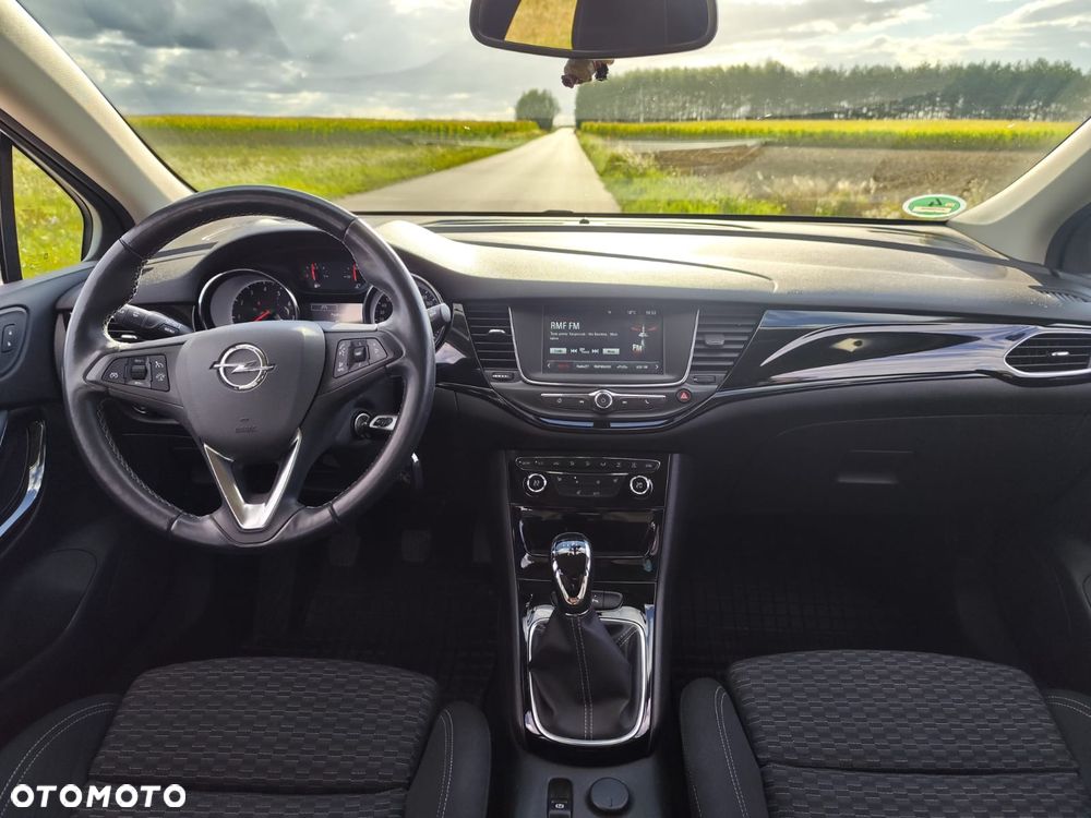 Opel Astra 1.4 T Enjoy - 9