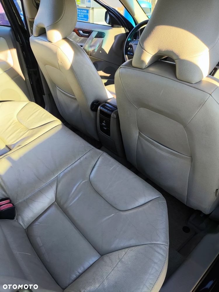 Volvo S60 2.5T Momentum - 6