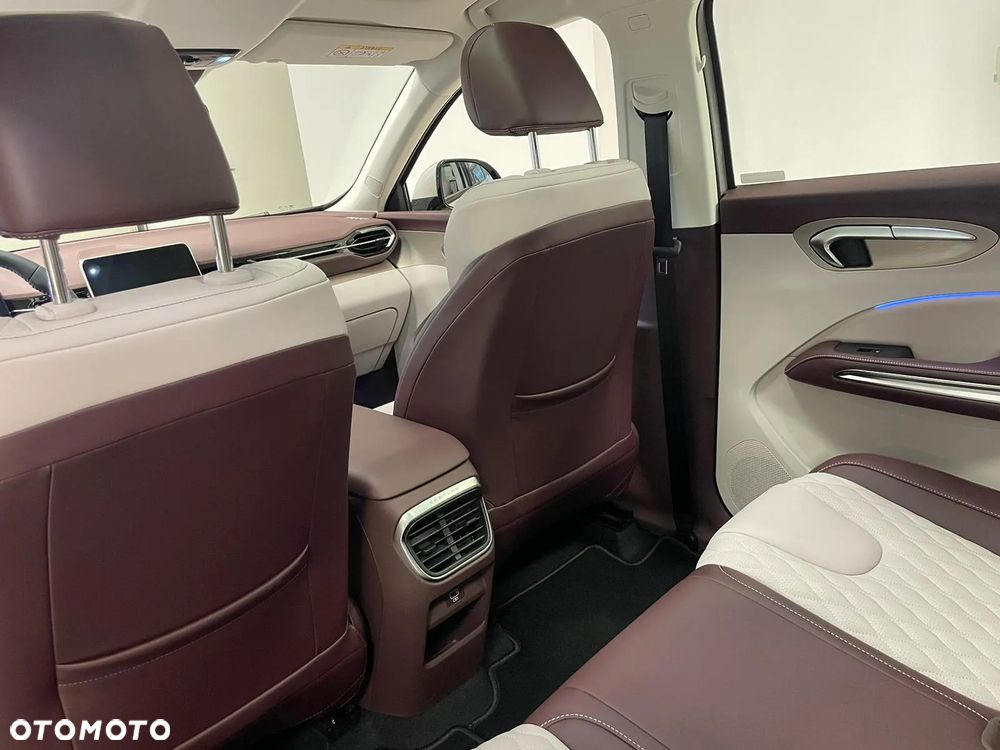 Bestune T90 2.0T Elegance - 25