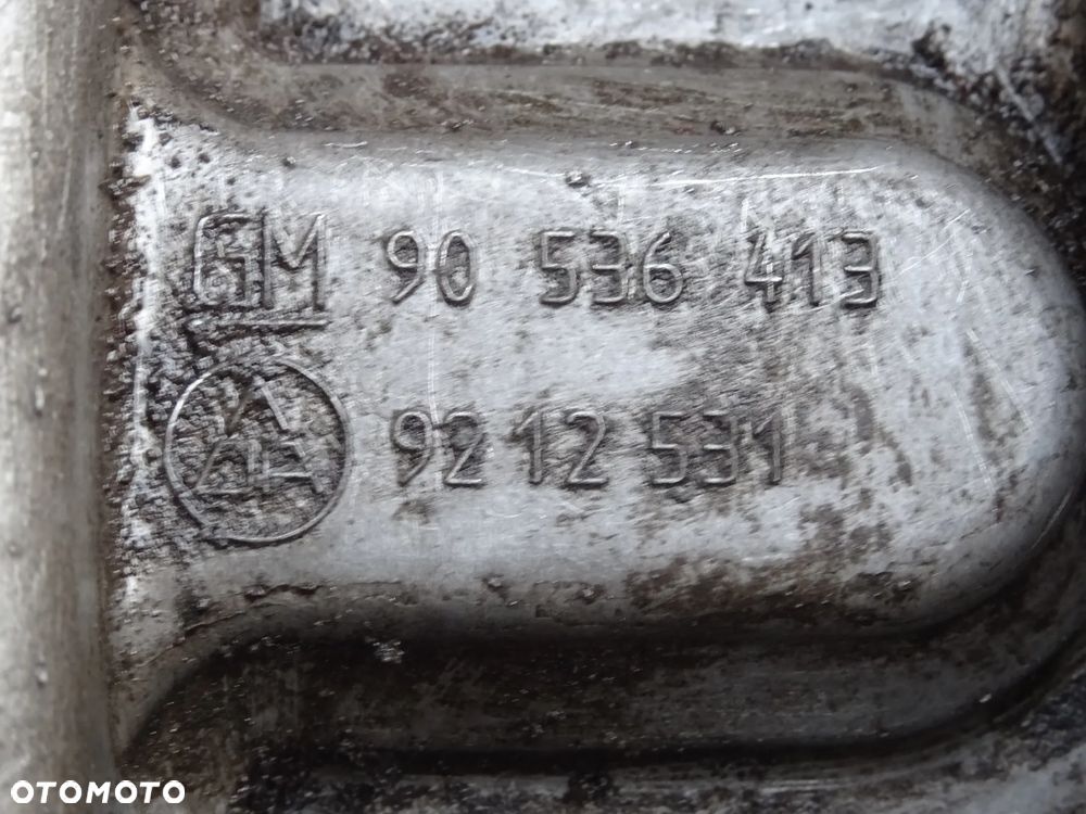 POKRYWA ZAWORÓW GŁOWICY WAŁKÓW SILNIKA OPEL VECTRA C SIGNUM ASTRA H ZAFIRA B 1,8 Z18XE - 2