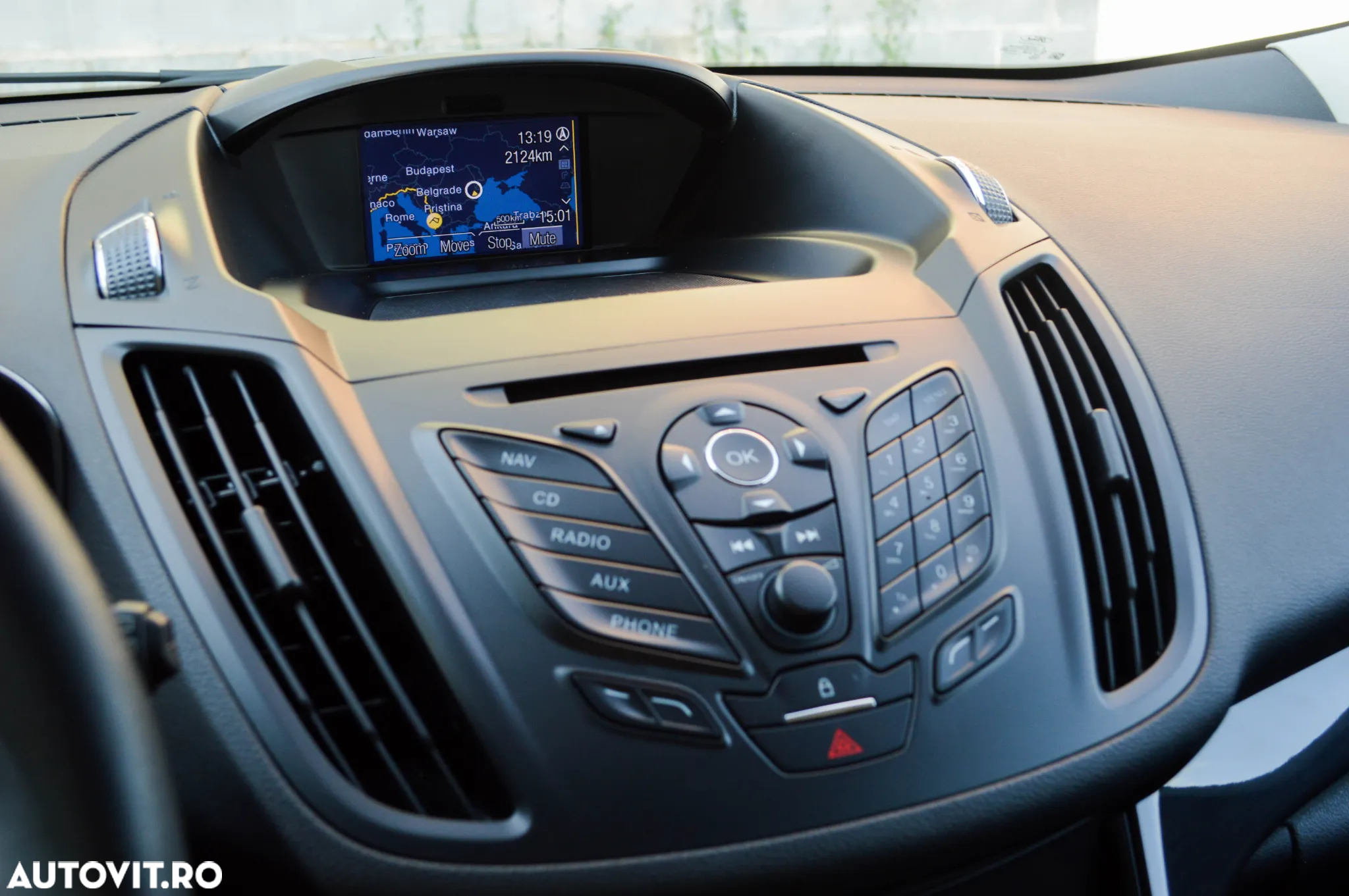 Ford Kuga 1.5 EcoBoost 2x4 Titanium - 25